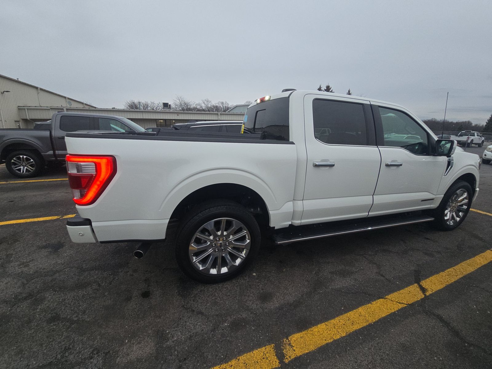 2022 Ford F-150 Hybrid Limited AWD