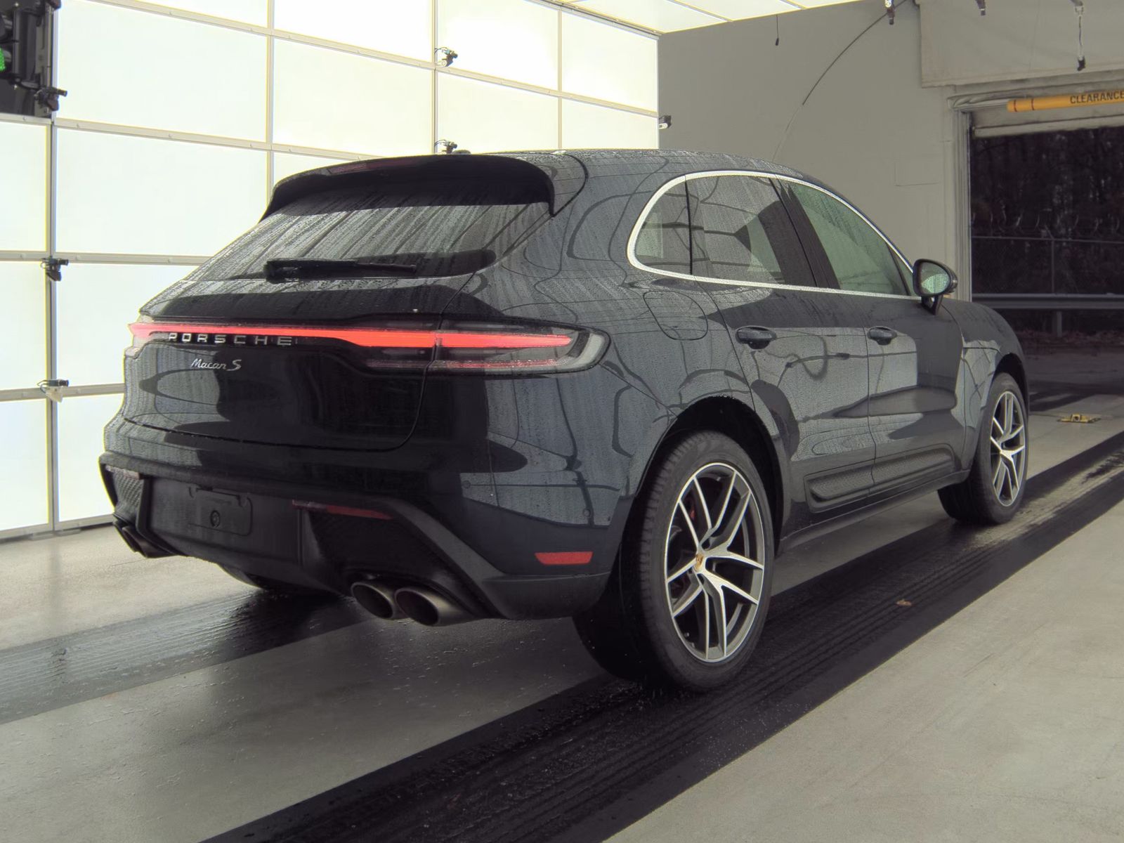 2022 Porsche Macan S AWD