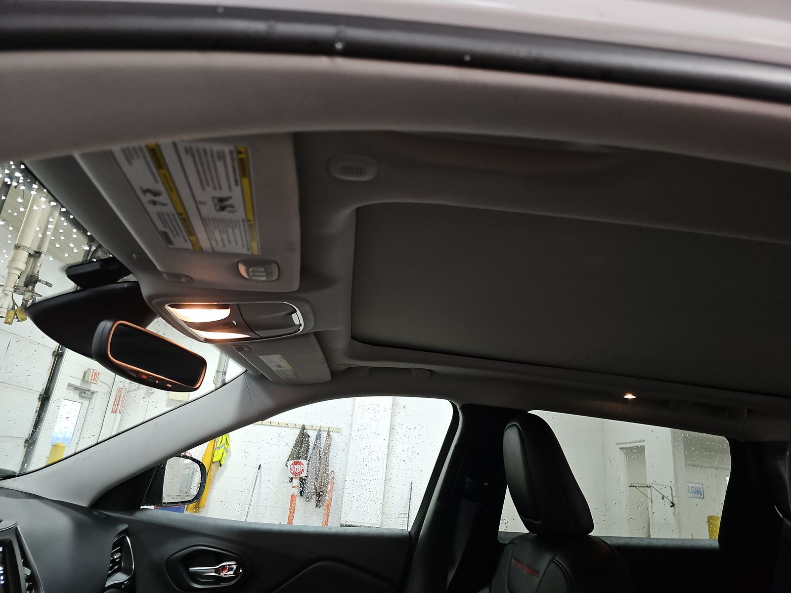 2022 Jeep Cherokee Trailhawk AWD