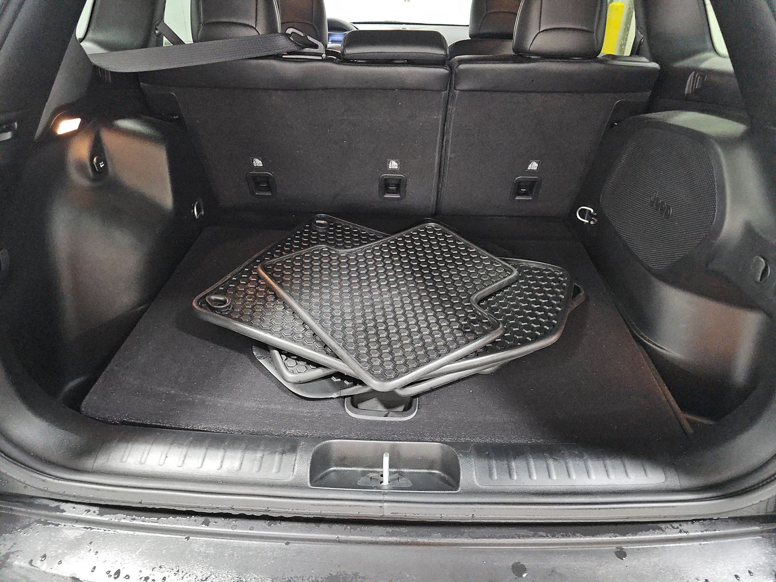 2022 Jeep Cherokee Trailhawk AWD