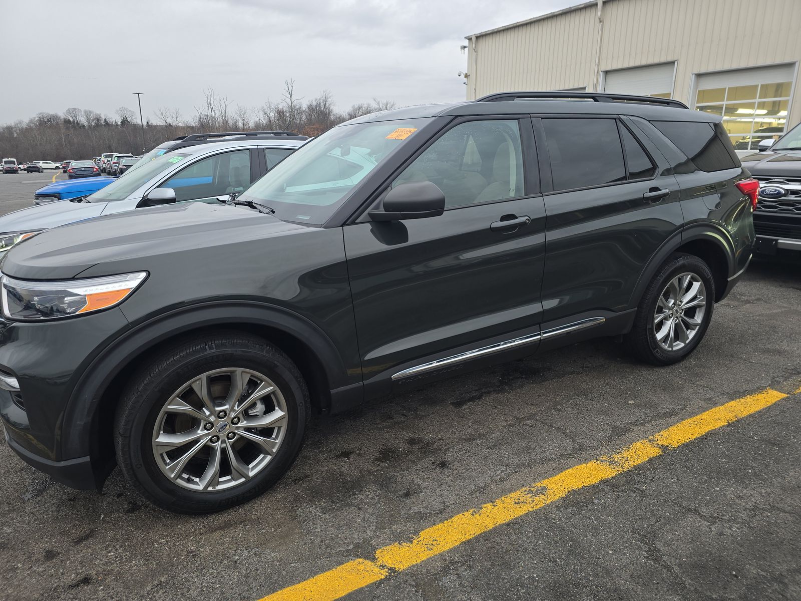 2022 Ford Explorer XLT AWD