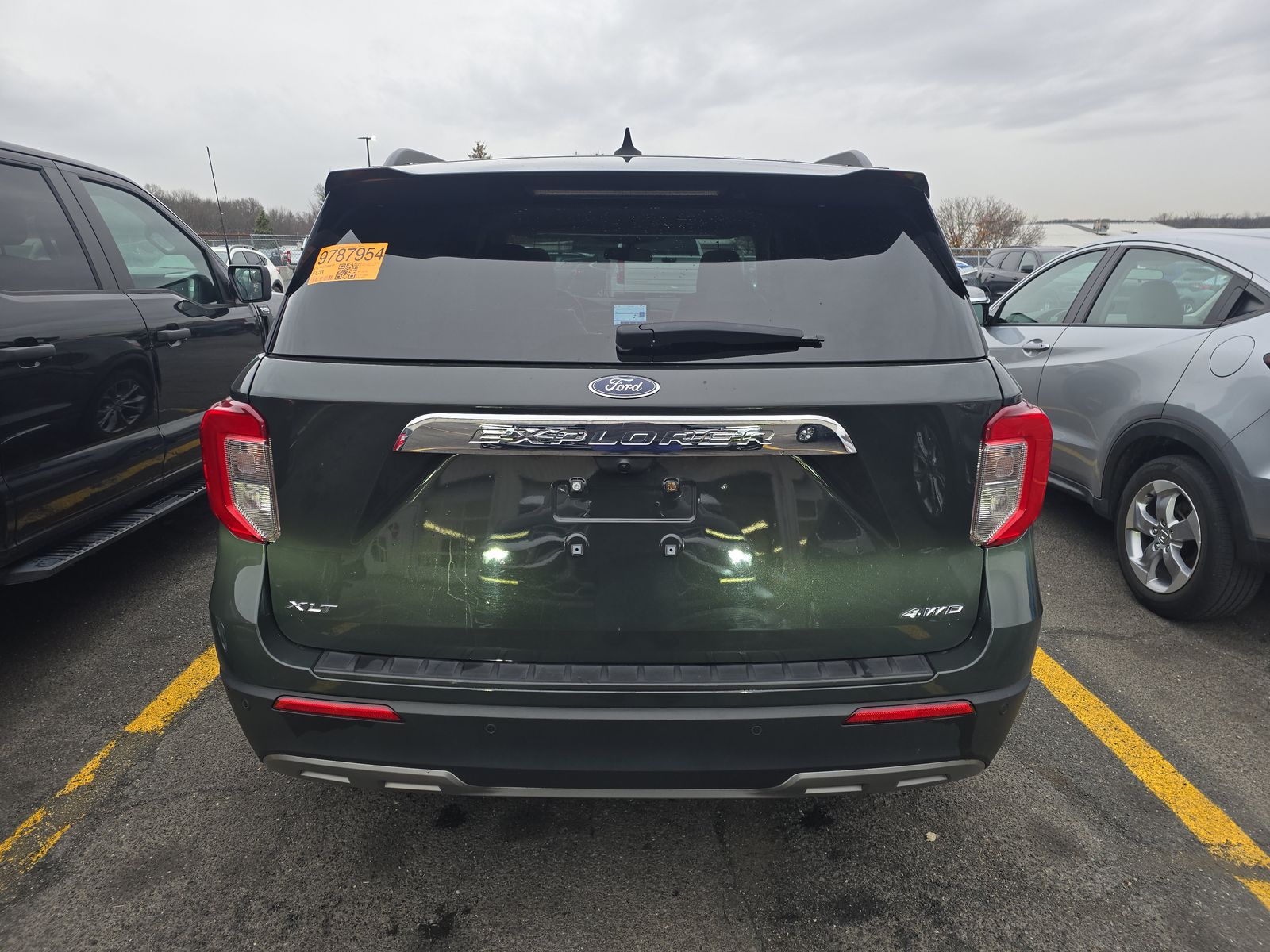 2022 Ford Explorer XLT AWD