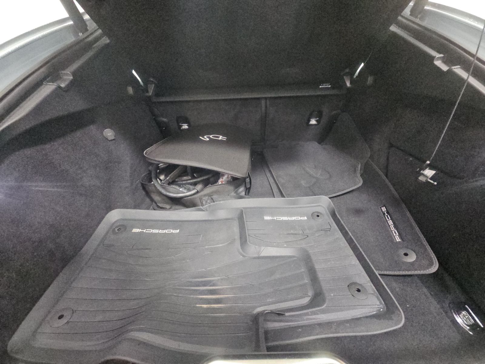 2022 Porsche Panamera E-Hybrid 4 Platinum Edition AWD