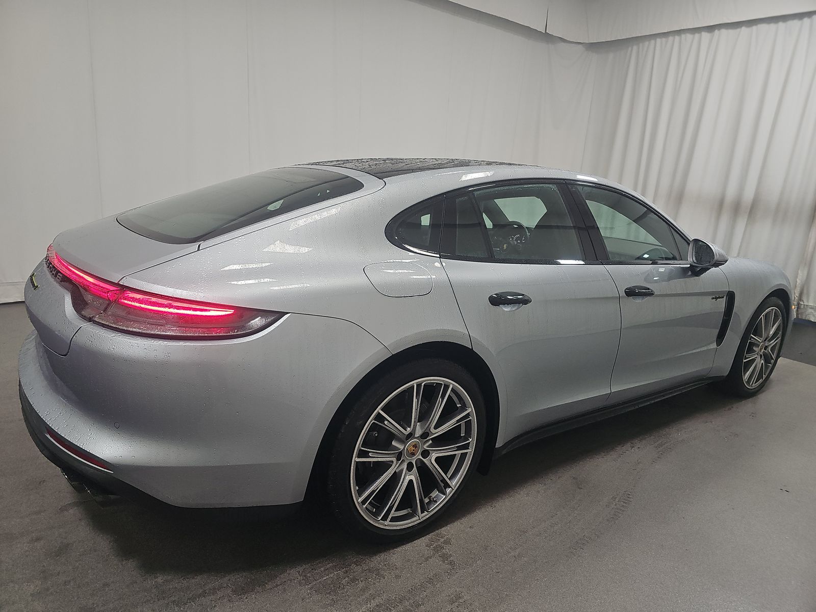 2022 Porsche Panamera E-Hybrid 4 Platinum Edition AWD