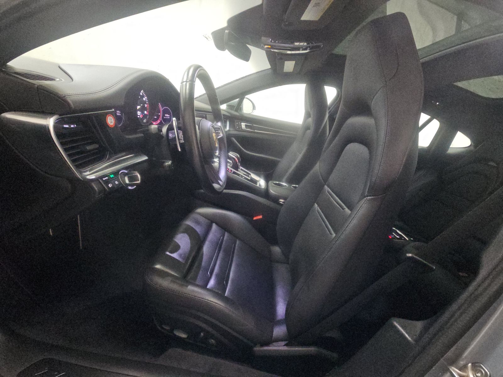 2022 Porsche Panamera E-Hybrid 4 Platinum Edition AWD