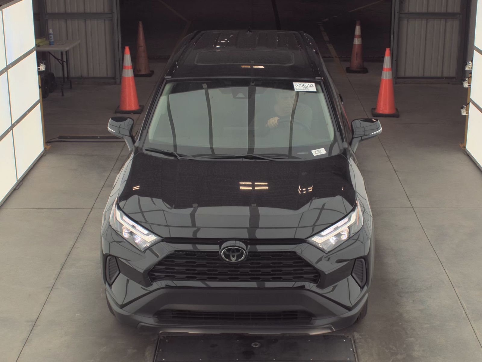 2025 Toyota RAV4 XLE FWD