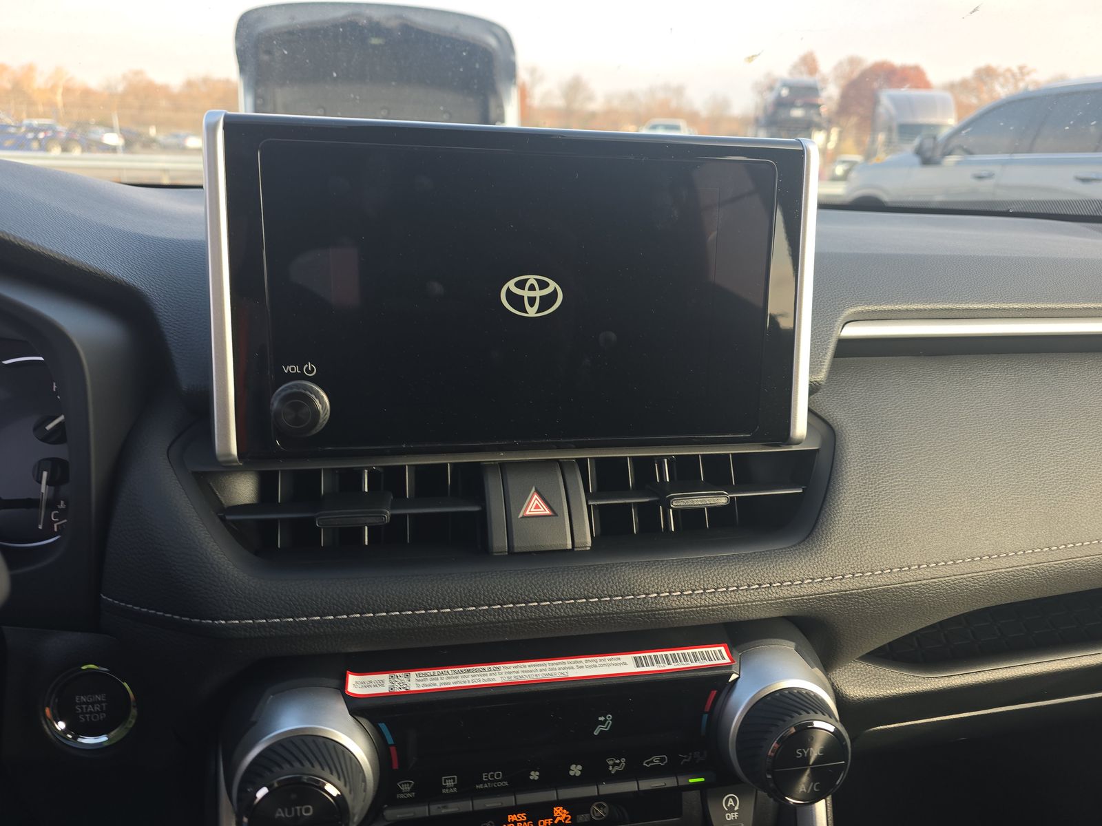 2025 Toyota RAV4 XLE FWD