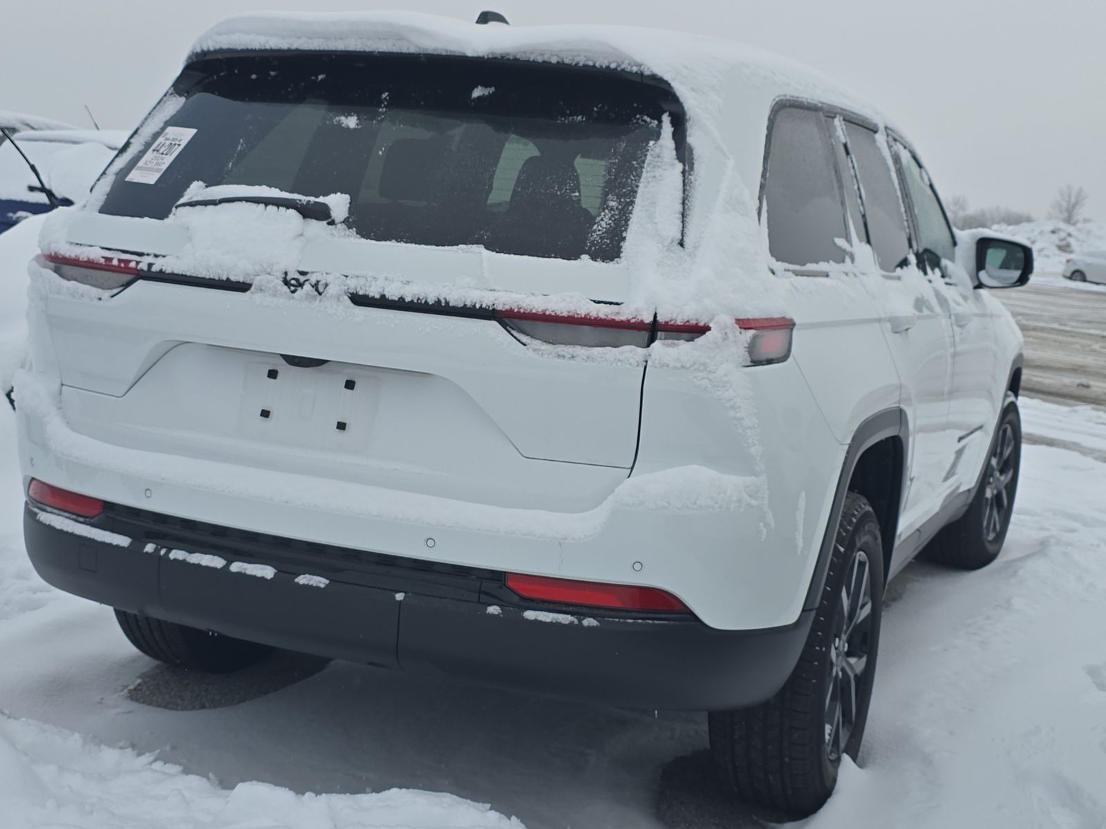 2024 Jeep Grand Cherokee Altitude RWD