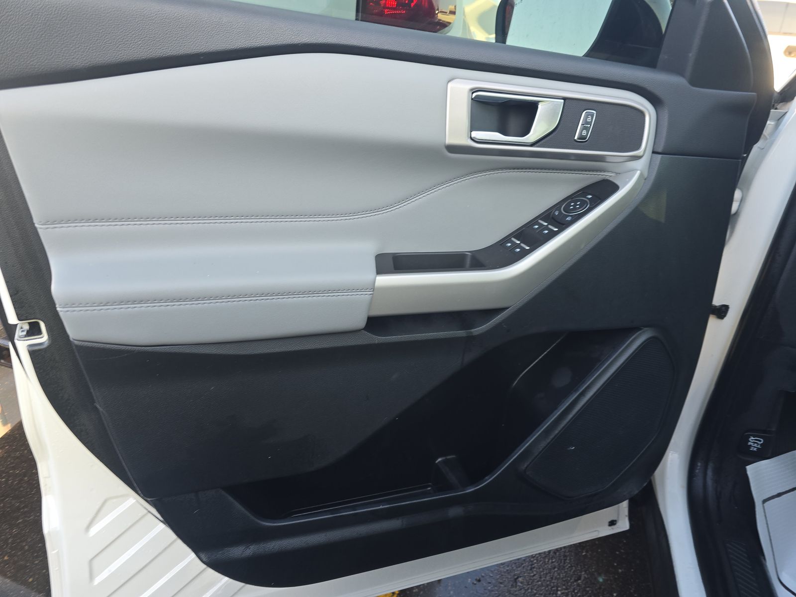 2023 Ford Explorer XLT AWD