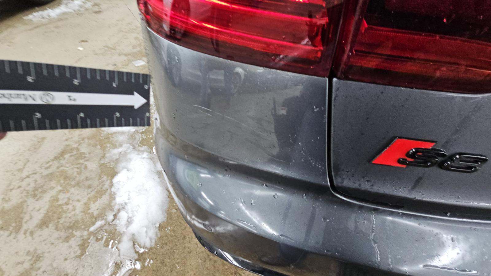 2022 Audi S8 Base AWD