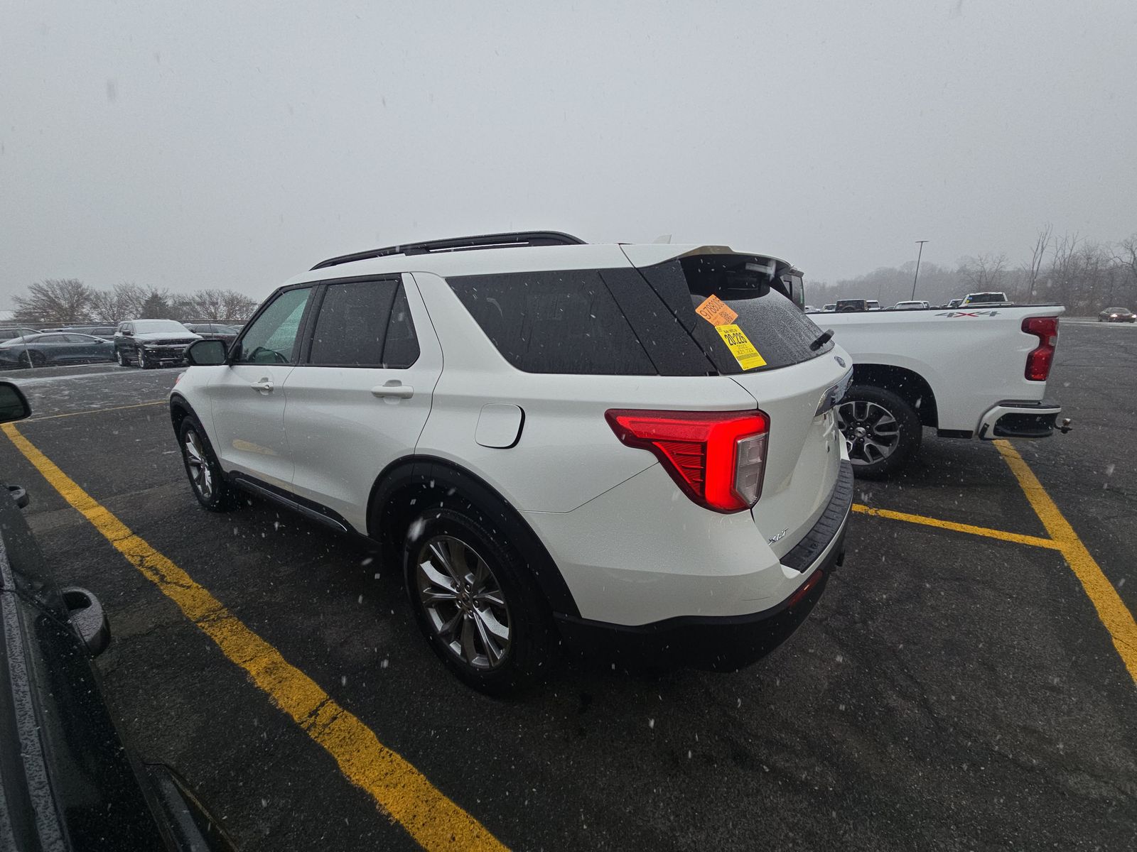 2023 Ford Explorer XLT AWD