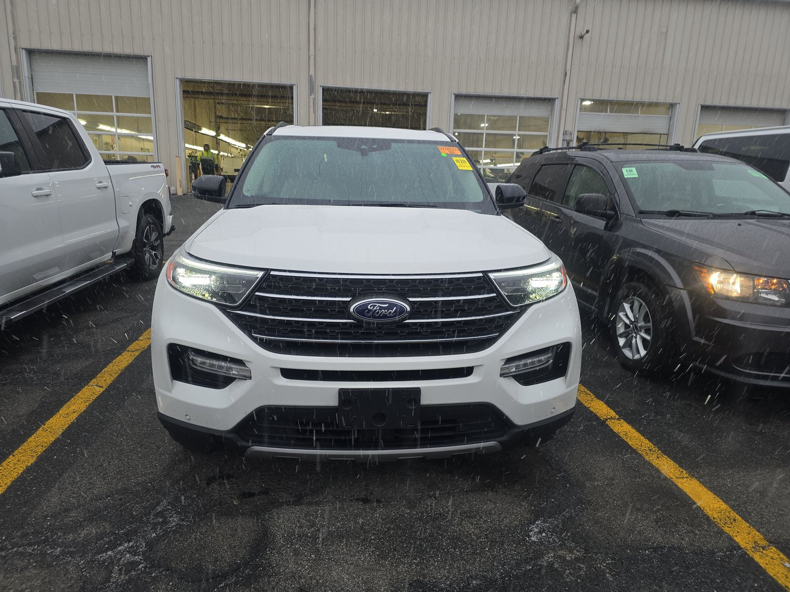 2023 Ford Explorer XLT AWD