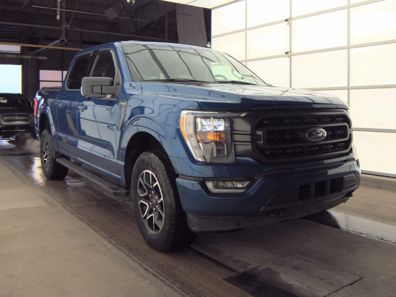 2022 Ford F-150 XLT AWD
