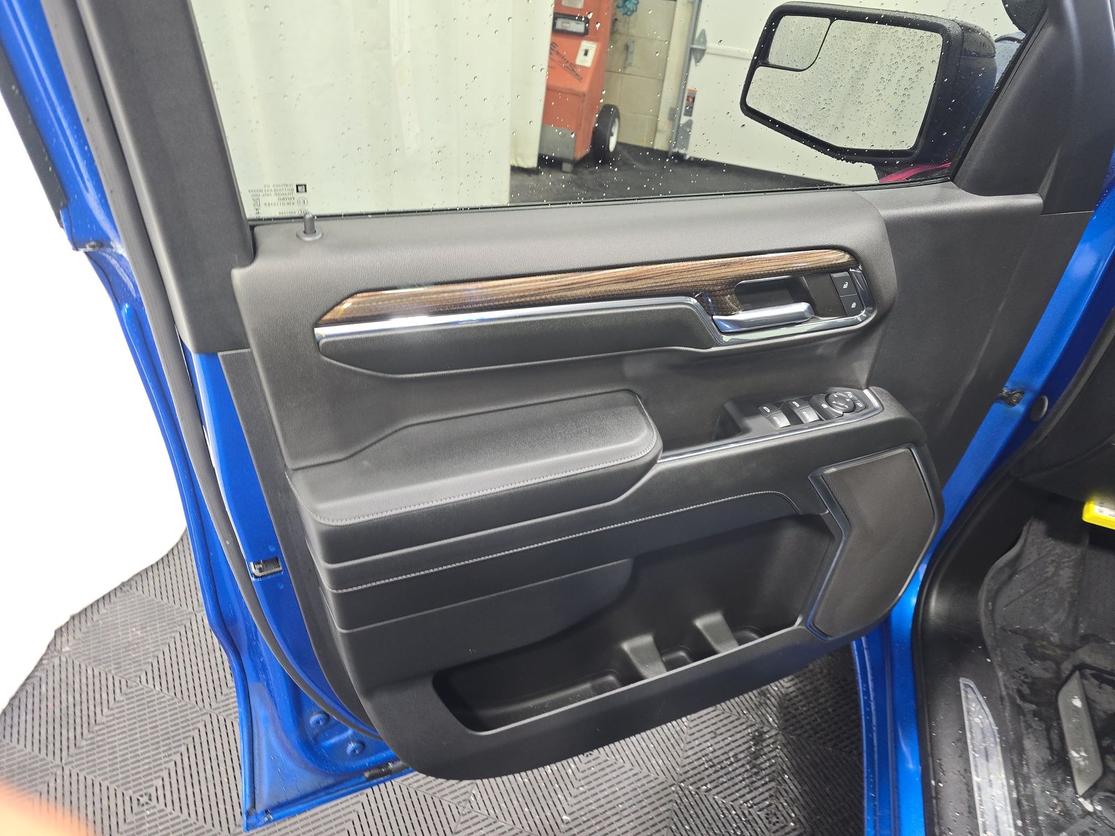 2024 Chevrolet Silverado 1500 RST AWD