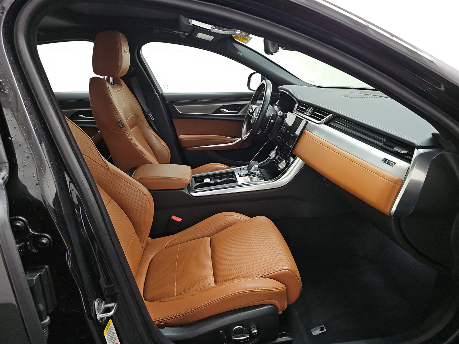 2022 Jaguar XF R-Dynamic SE AWD