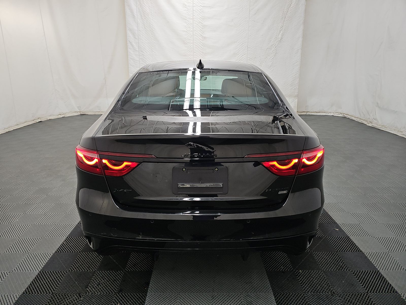 2022 Jaguar XF R-Dynamic SE AWD