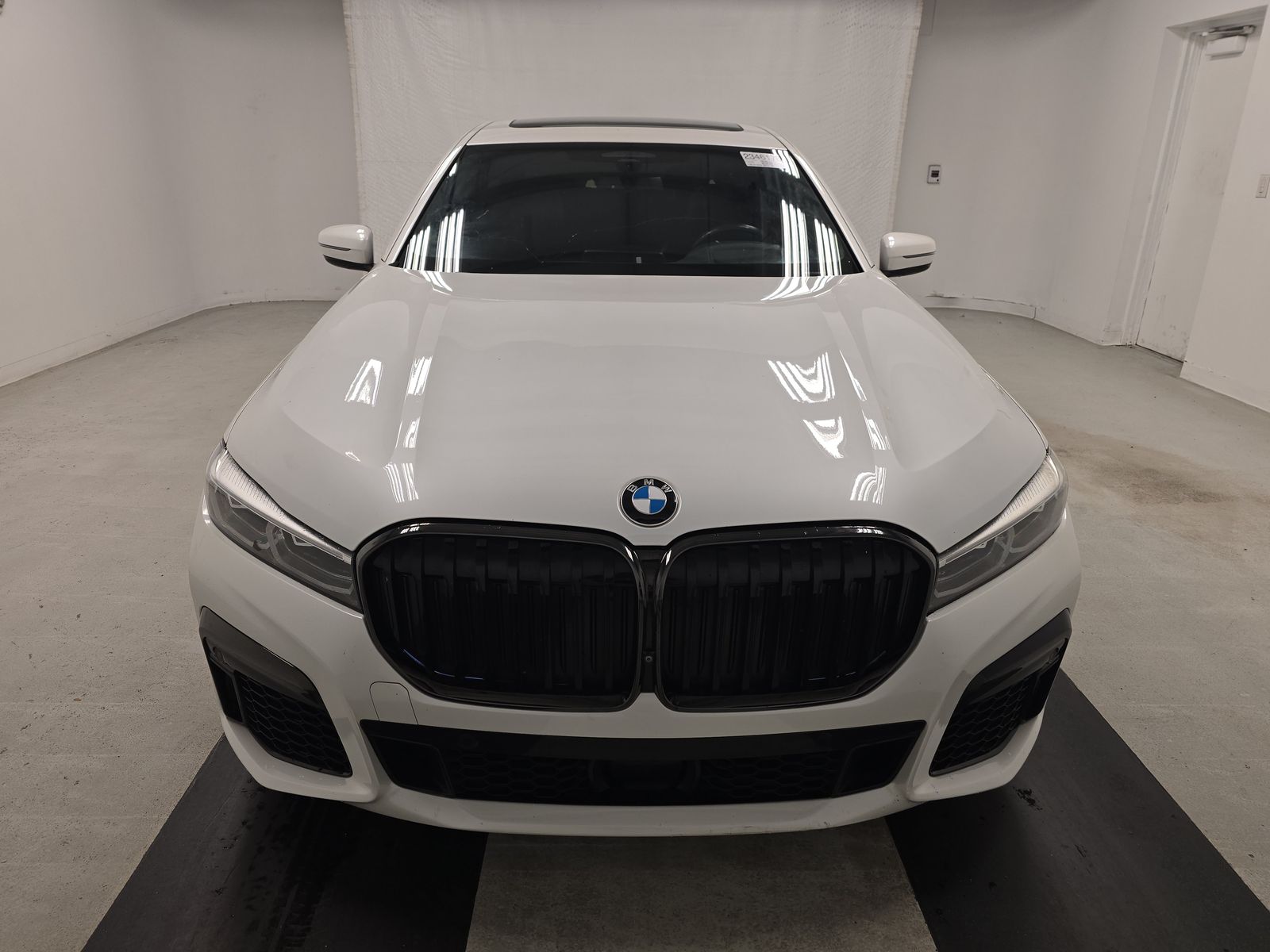 2022 BMW 7 Series 750i xDrive AWD