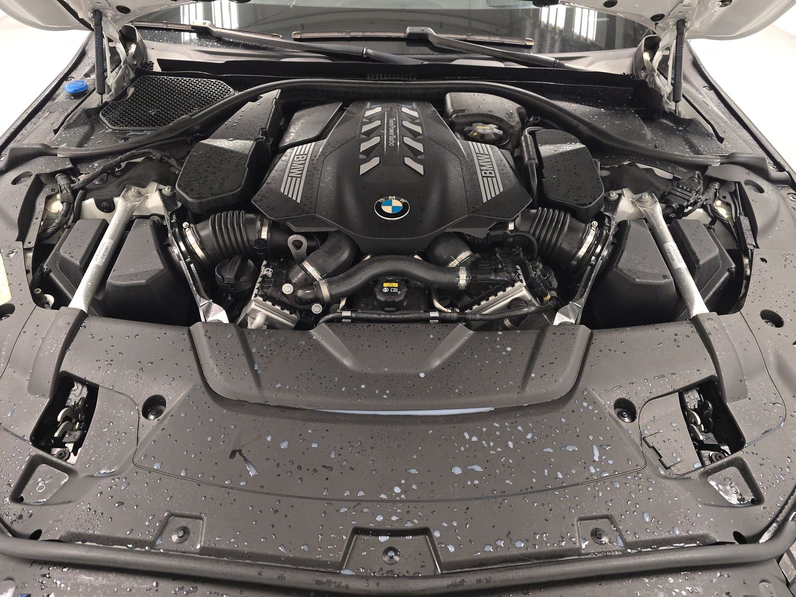 2022 BMW 7 Series 750i xDrive AWD