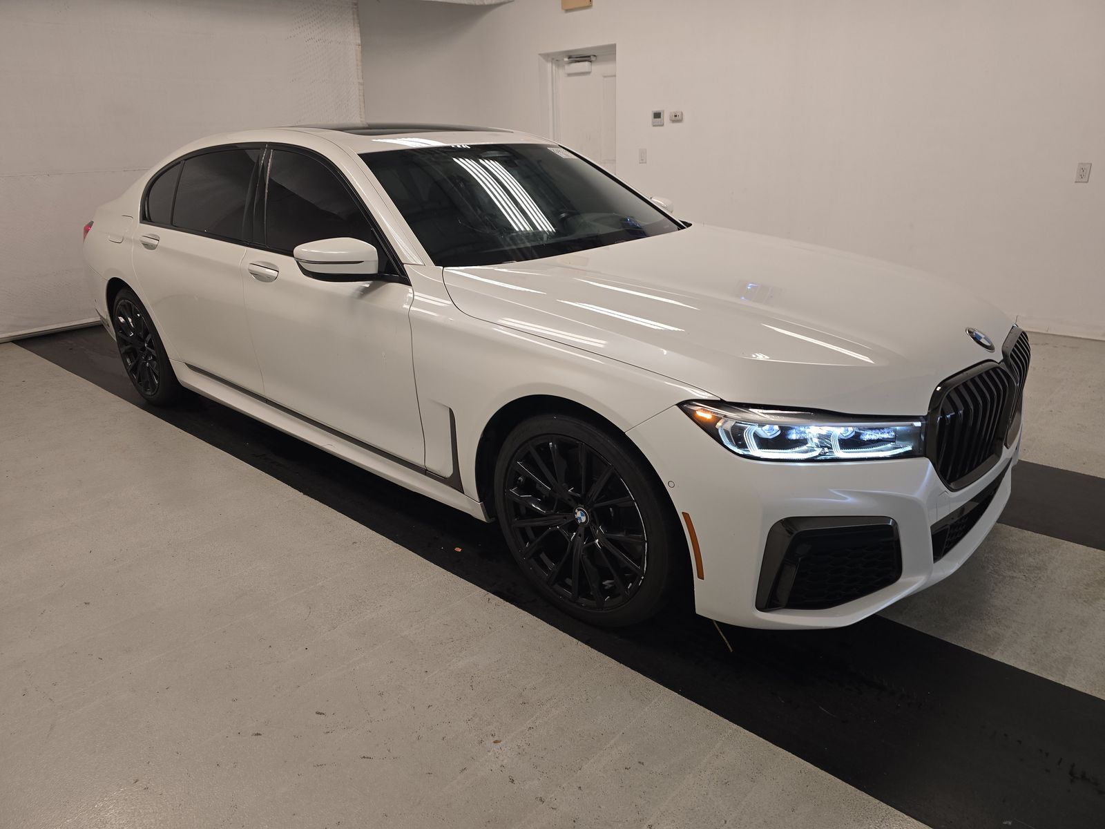 2022 BMW 7 Series 750i xDrive AWD