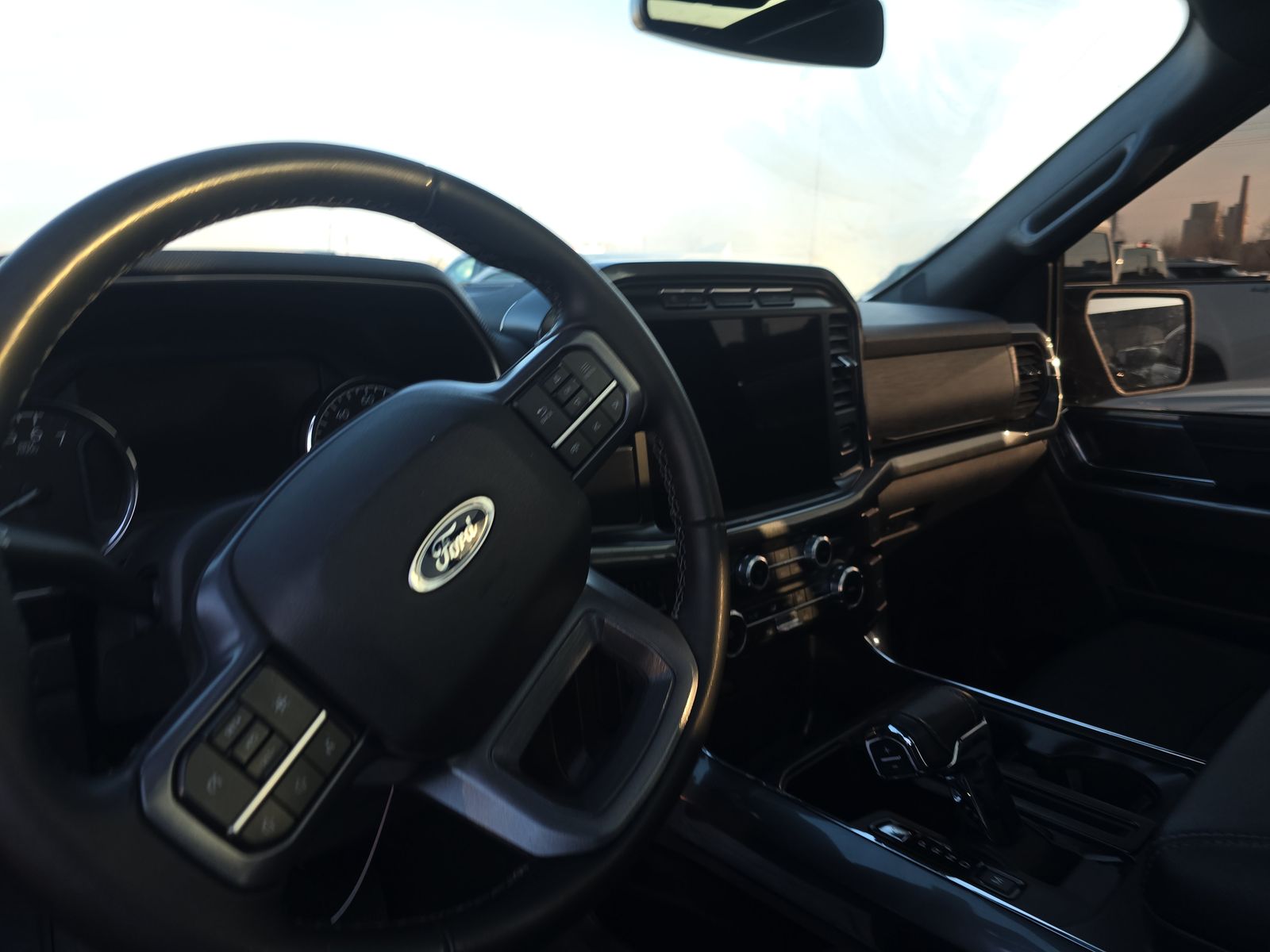 2023 Ford F-150 Hybrid XLT AWD