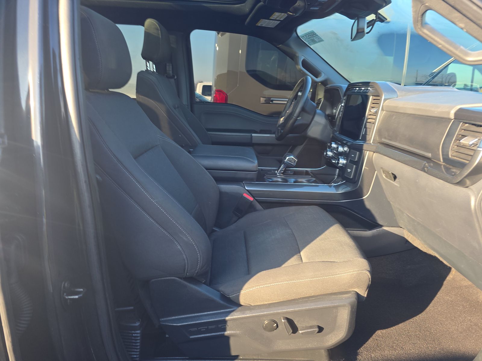 2023 Ford F-150 Hybrid XLT AWD