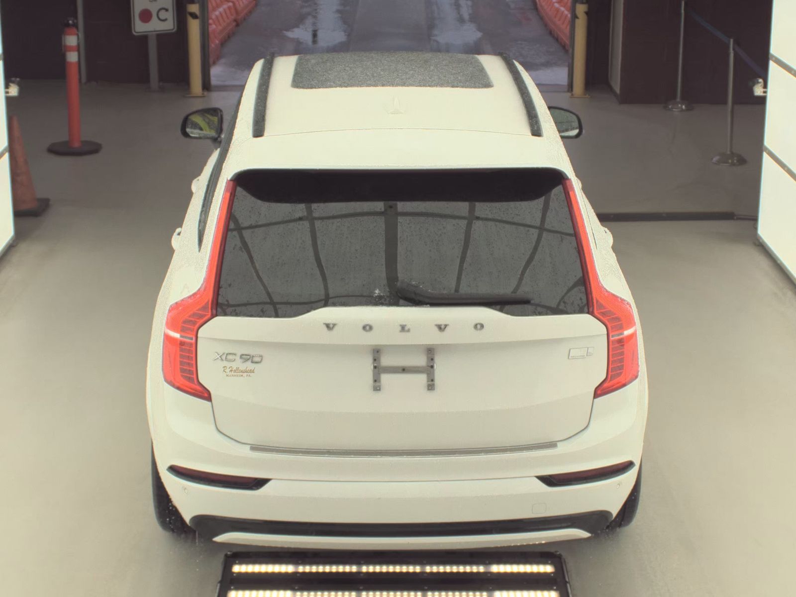 2022 Volvo XC90 Recharge T8 R-Design AWD