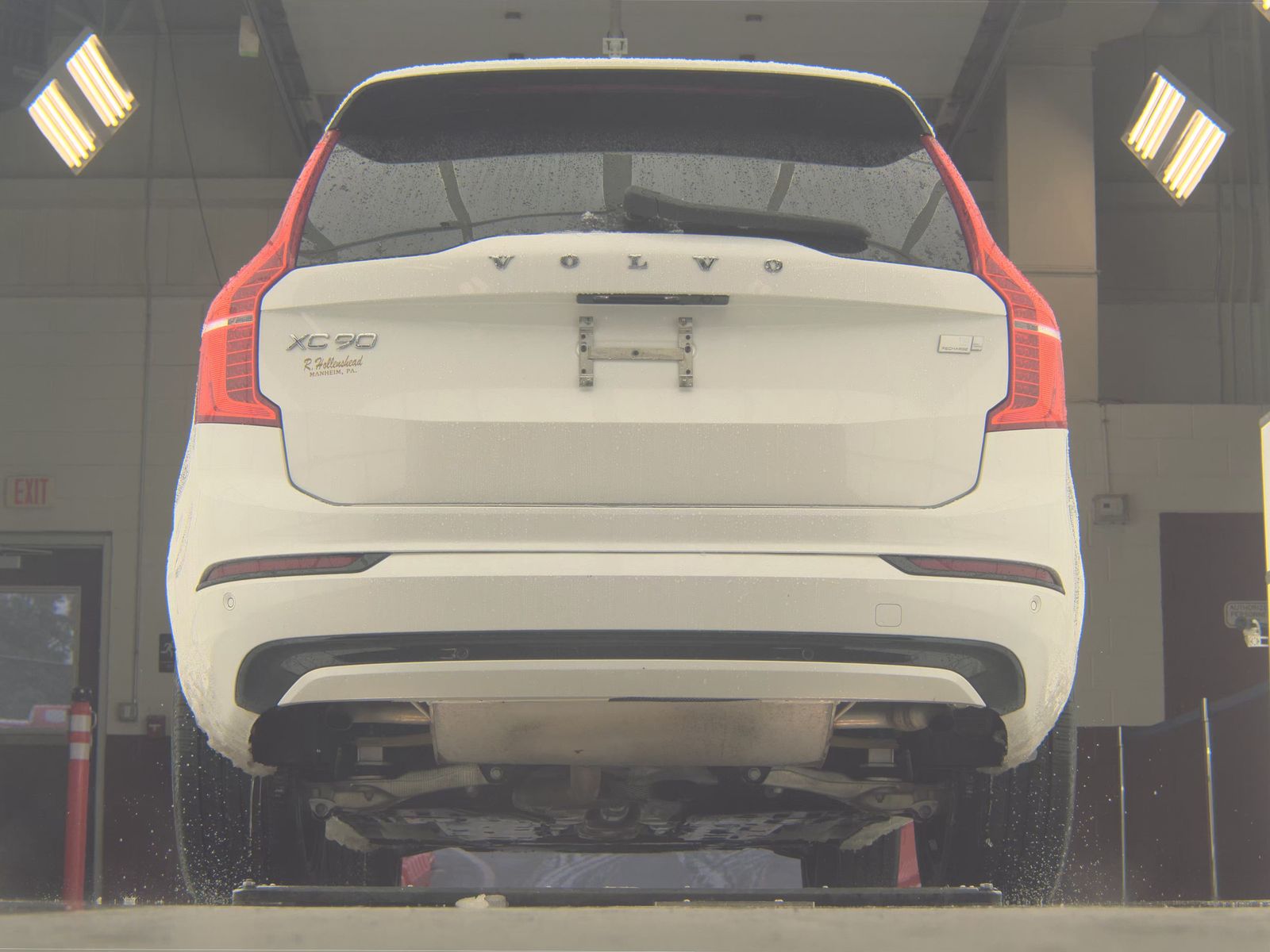 2022 Volvo XC90 Recharge T8 R-Design AWD