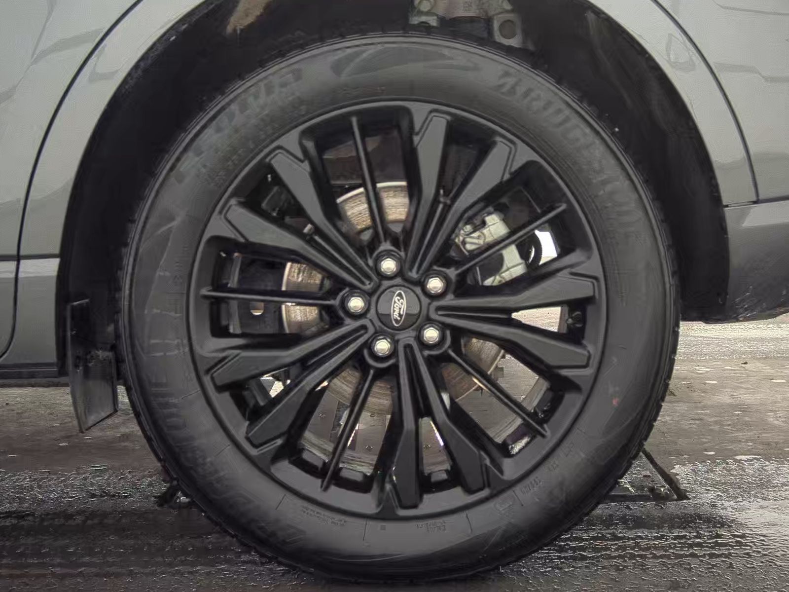 2025 Ford Escape Hybrid ST-Line Elite AWD