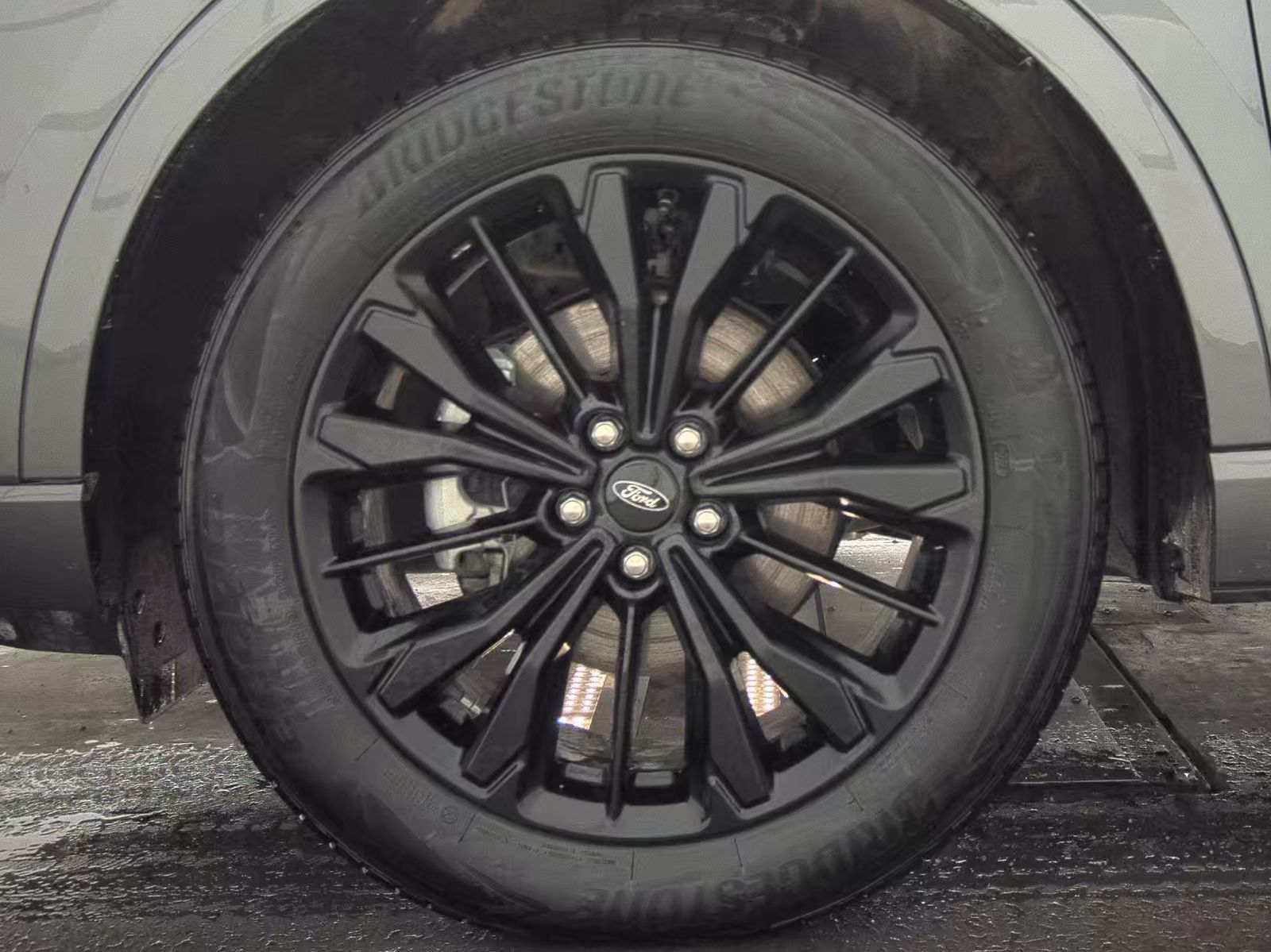 2025 Ford Escape Hybrid ST-Line Elite AWD