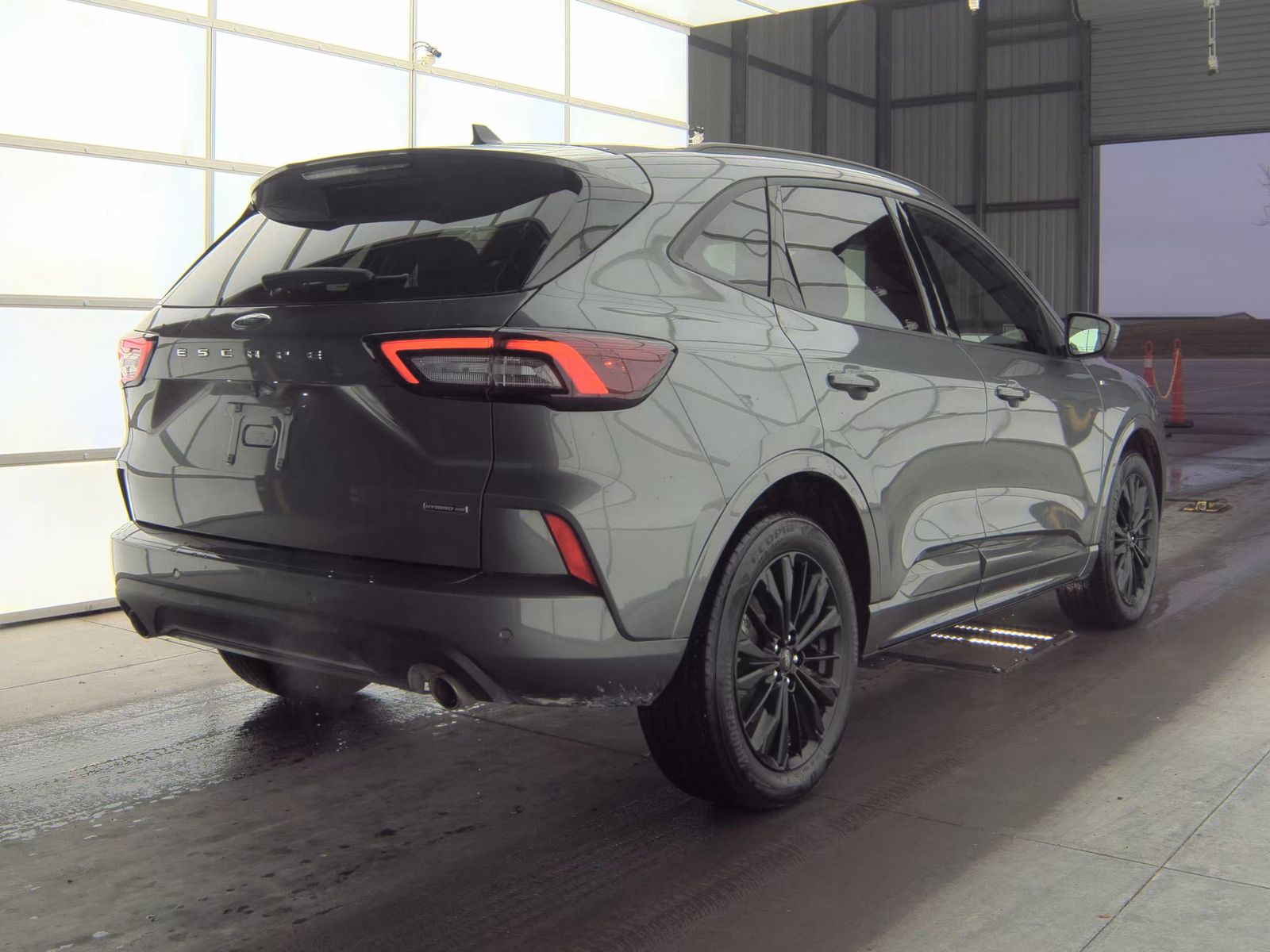 2025 Ford Escape Hybrid ST-Line Elite AWD