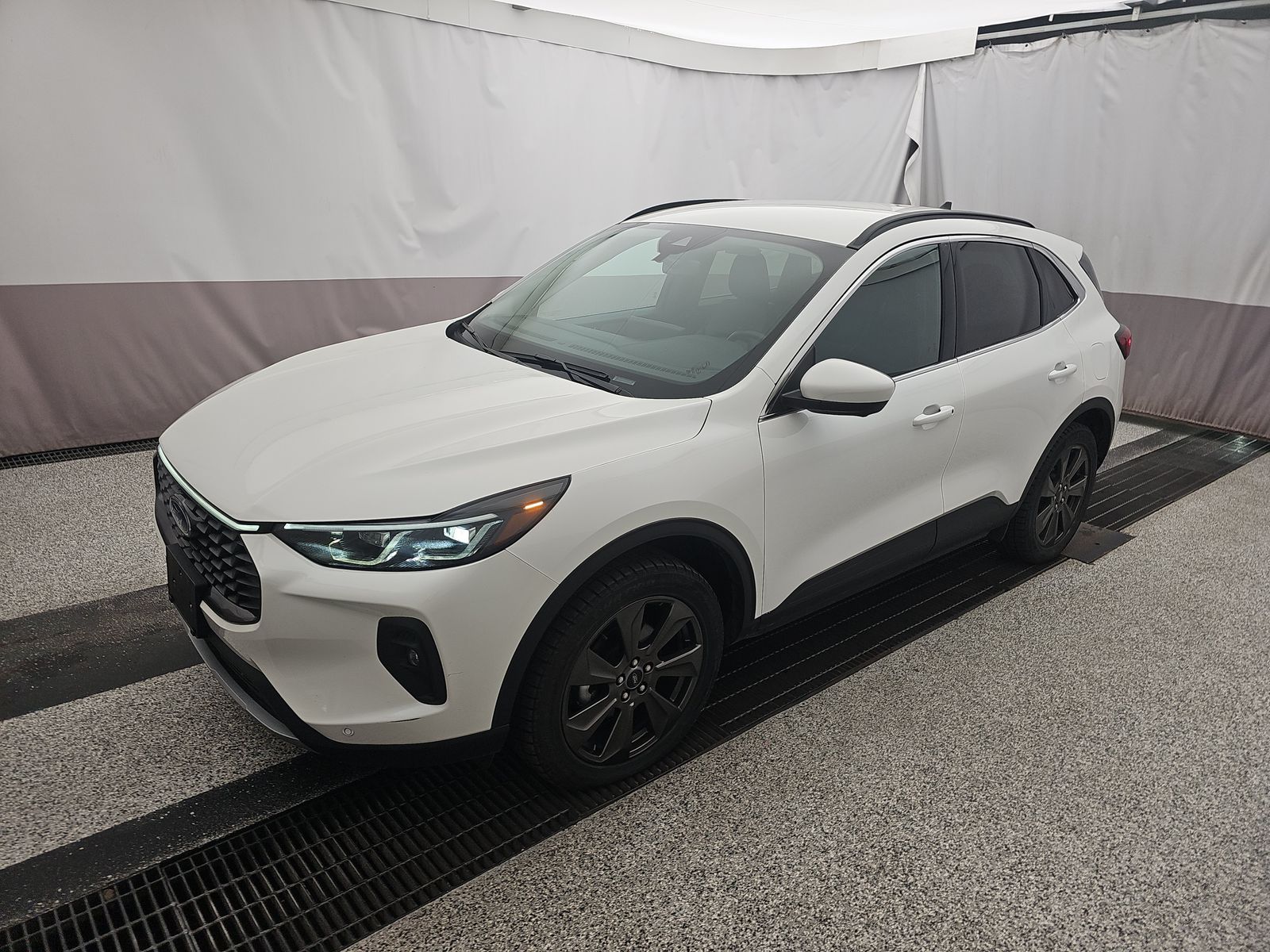 2024 Ford Escape Platinum AWD