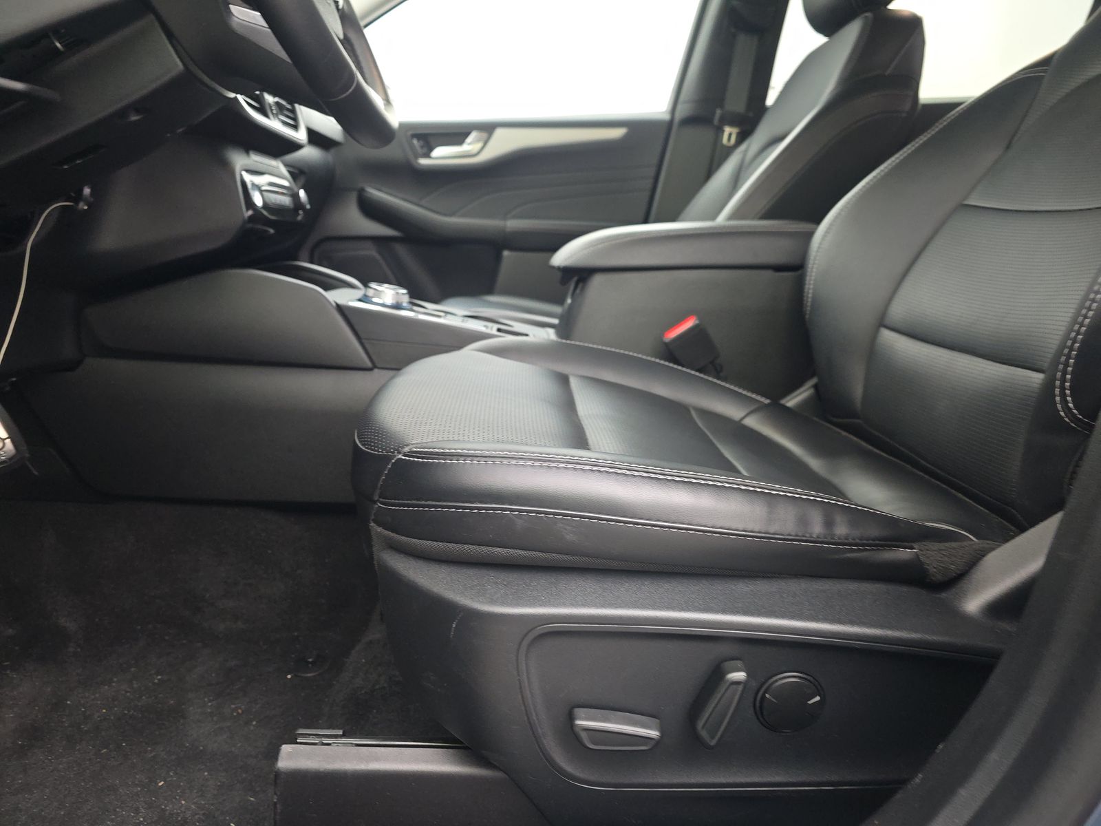 2025 Ford Escape Platinum AWD