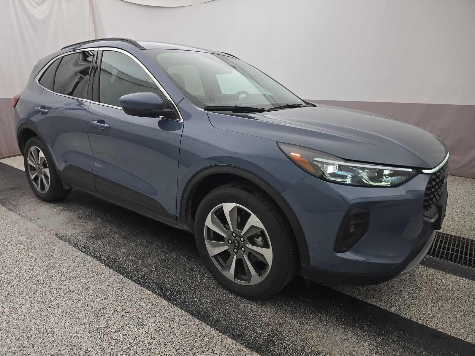 2025 Ford Escape Platinum AWD