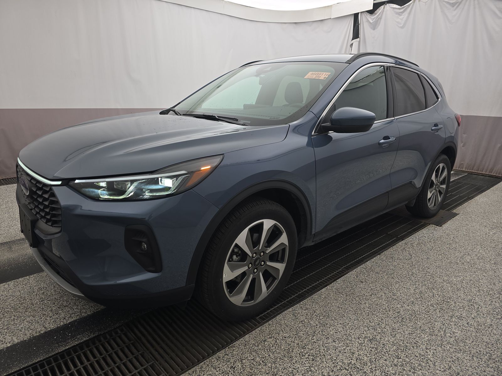 2025 Ford Escape Platinum AWD