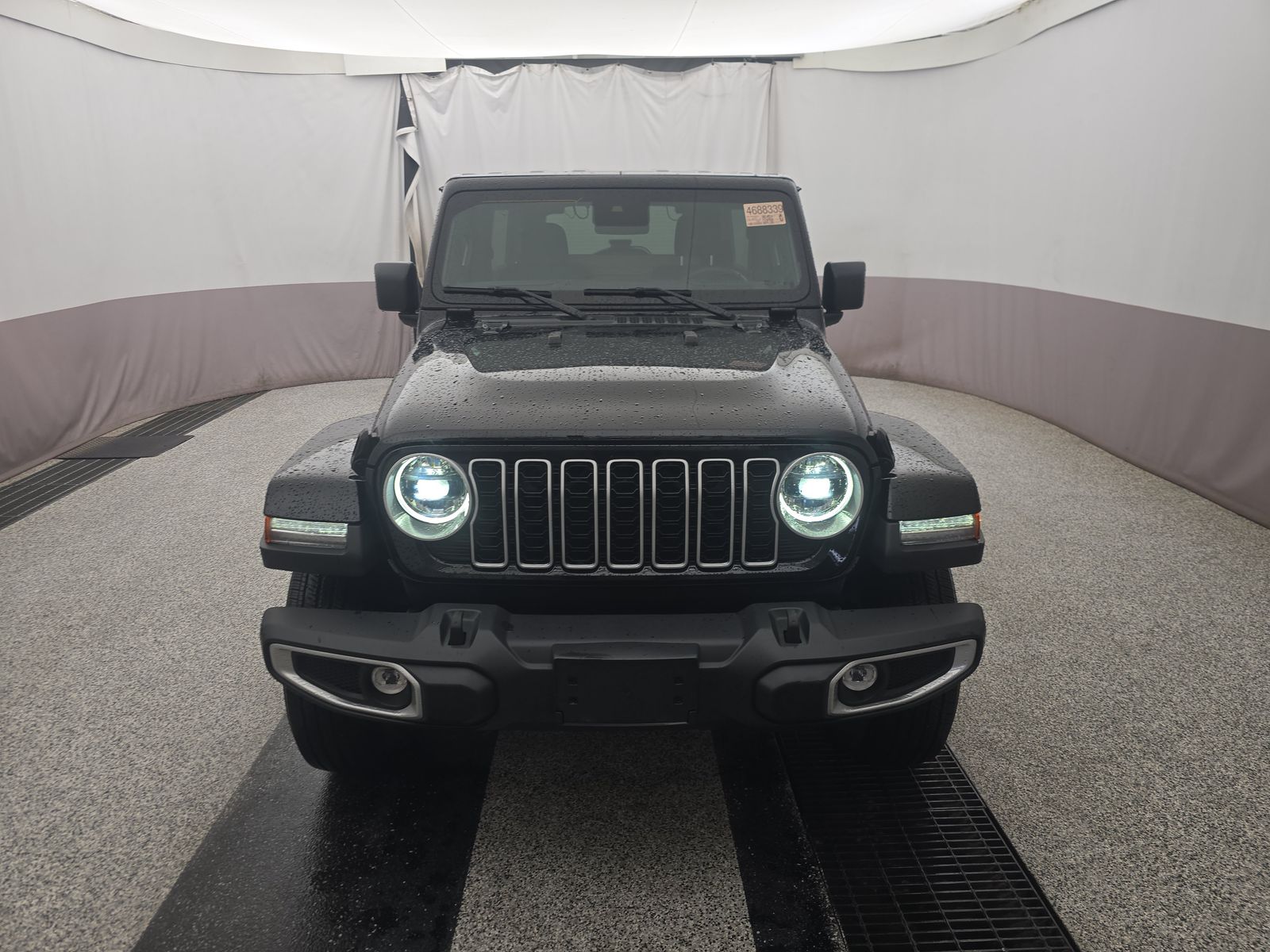 2024 Jeep Wrangler Sahara AWD