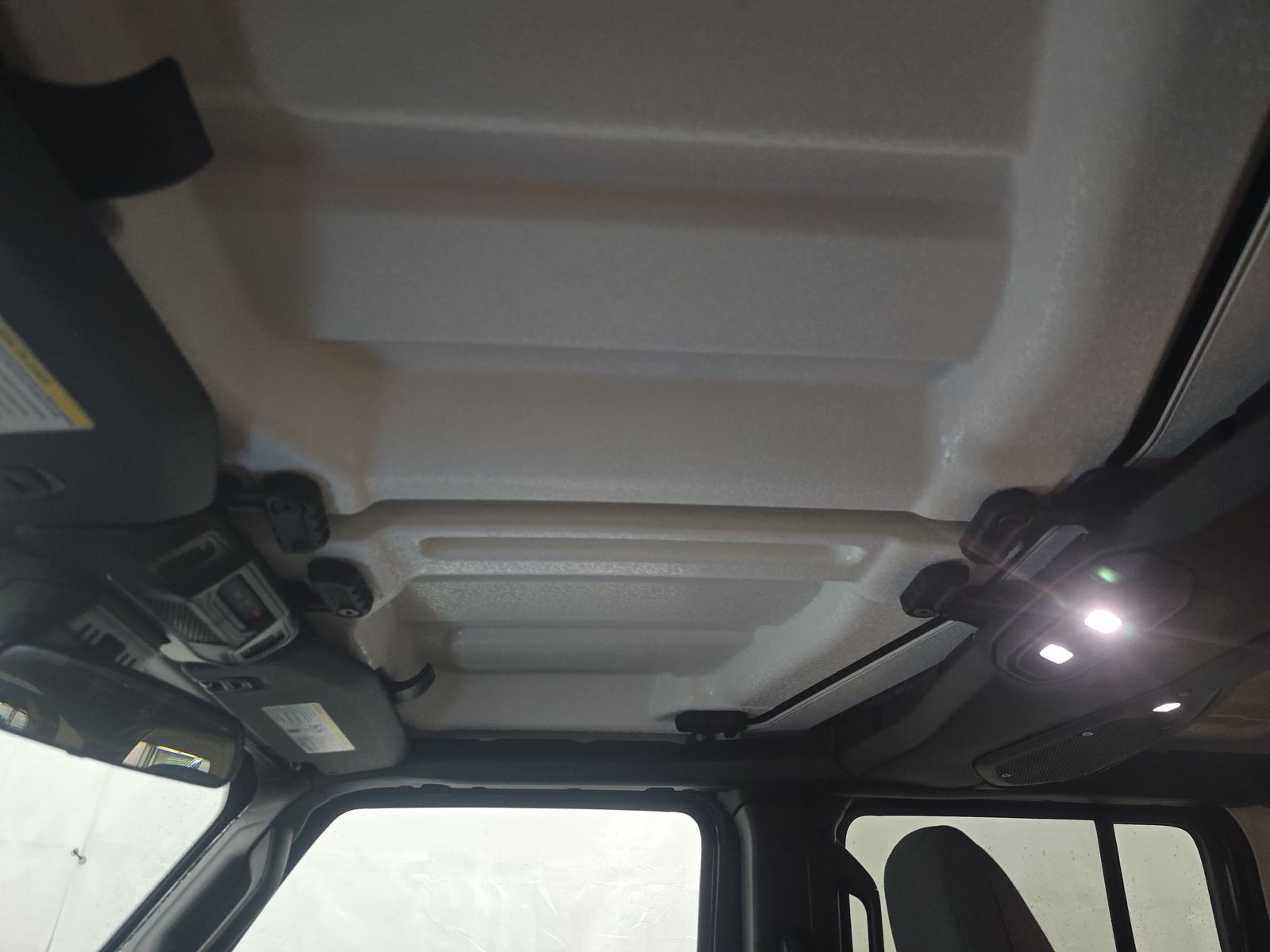 2024 Jeep Wrangler Sahara AWD