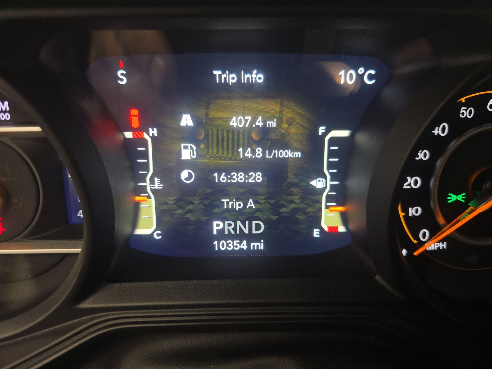 2024 Jeep Wrangler Sahara AWD