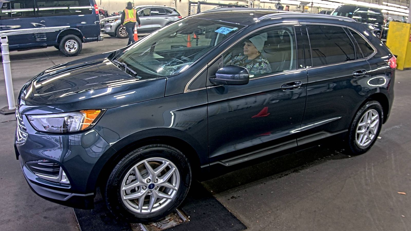 2022 Ford Edge SEL AWD