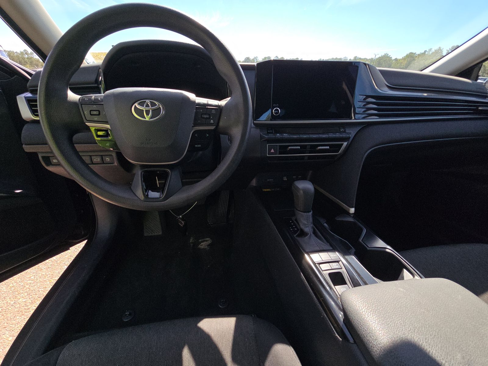 2025 Toyota Camry LE FWD