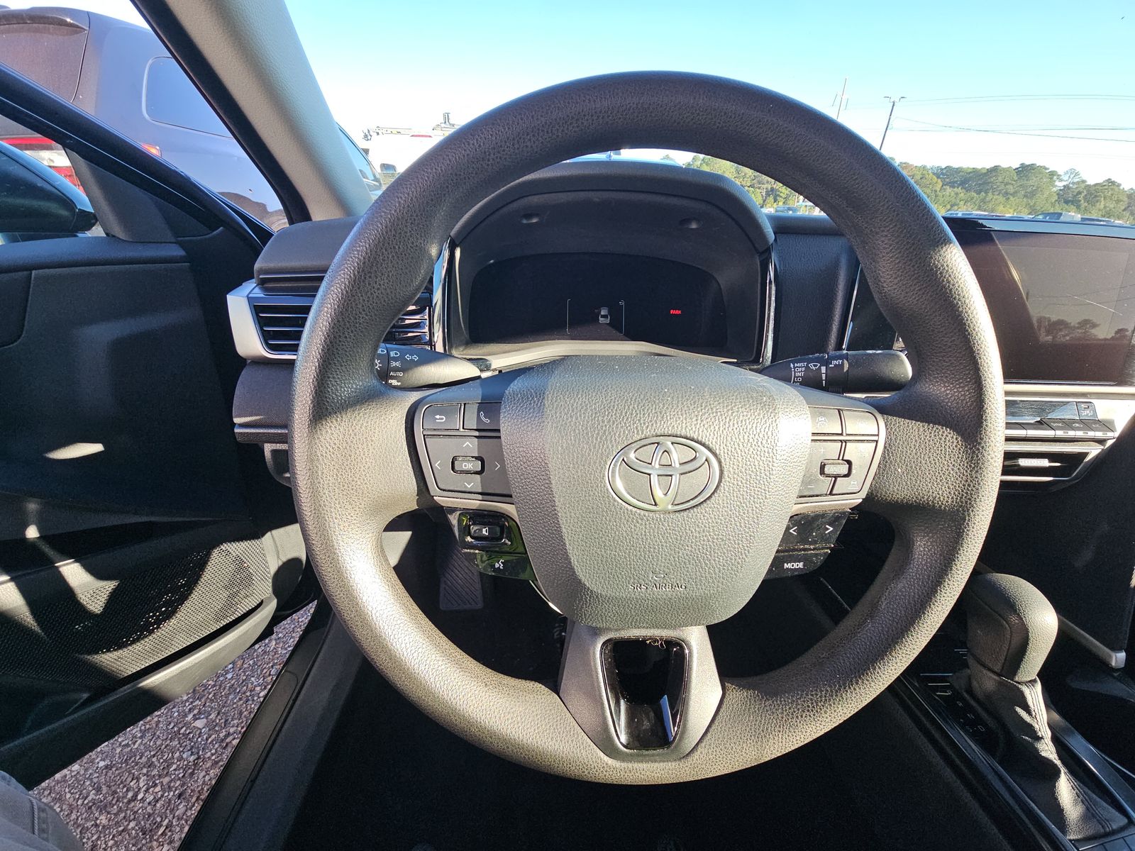 2025 Toyota Camry LE FWD