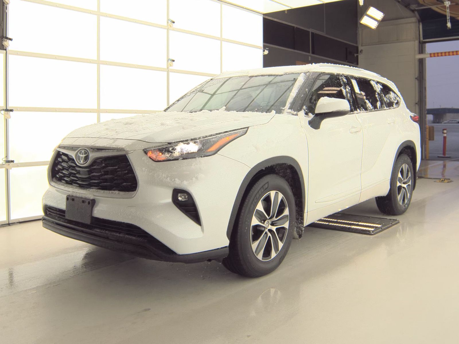 2022 Toyota Highlander XLE AWD