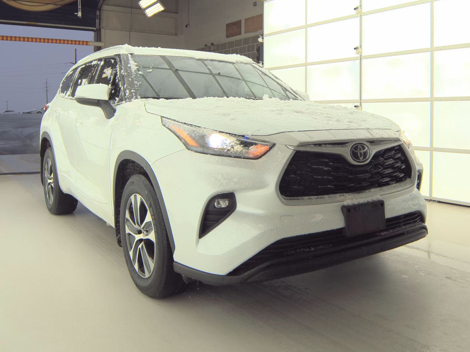 2022 Toyota Highlander XLE AWD