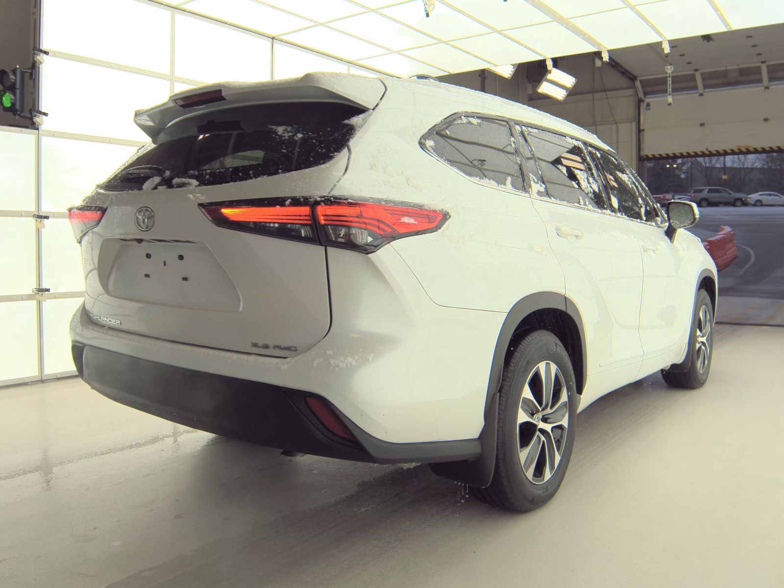 2022 Toyota Highlander XLE AWD