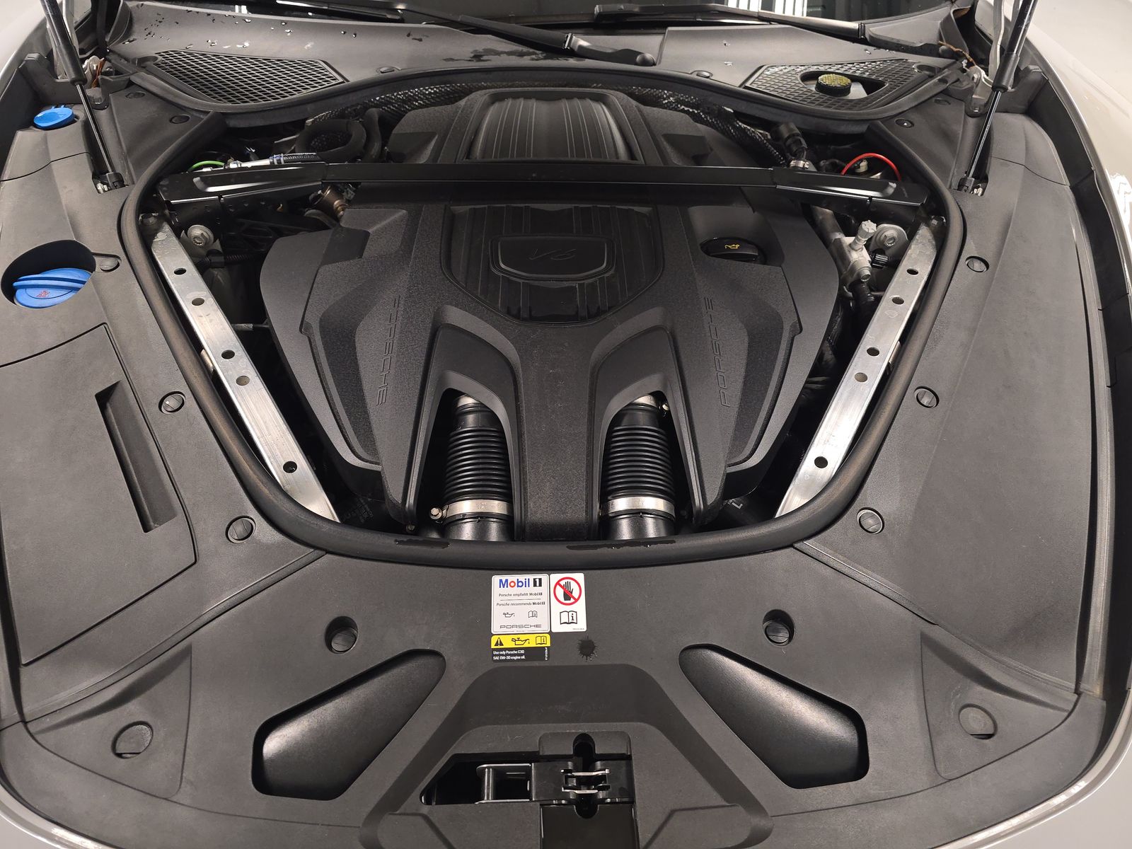 2023 Porsche Panamera Platinum Edition RWD