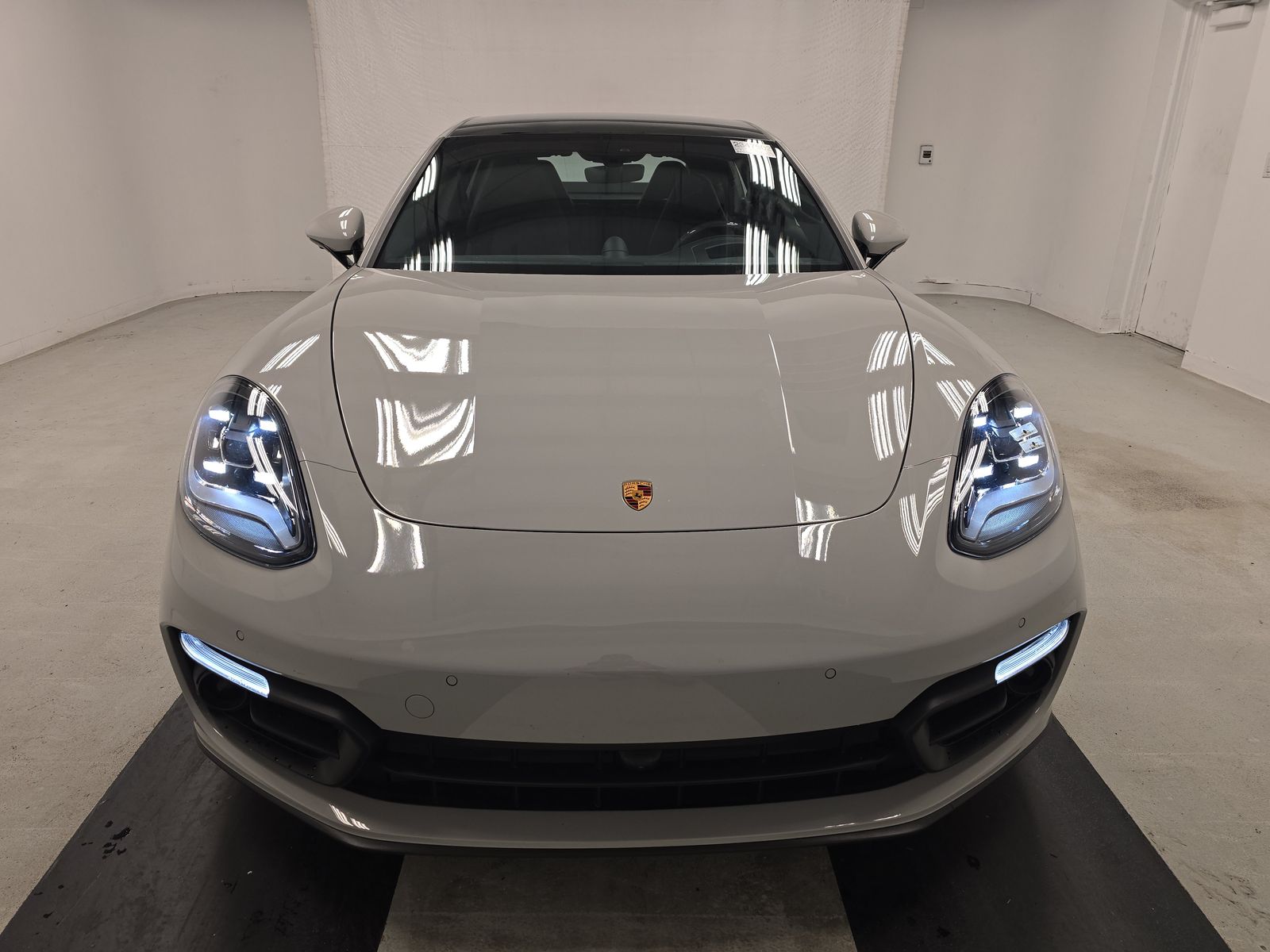 2023 Porsche Panamera Platinum Edition RWD