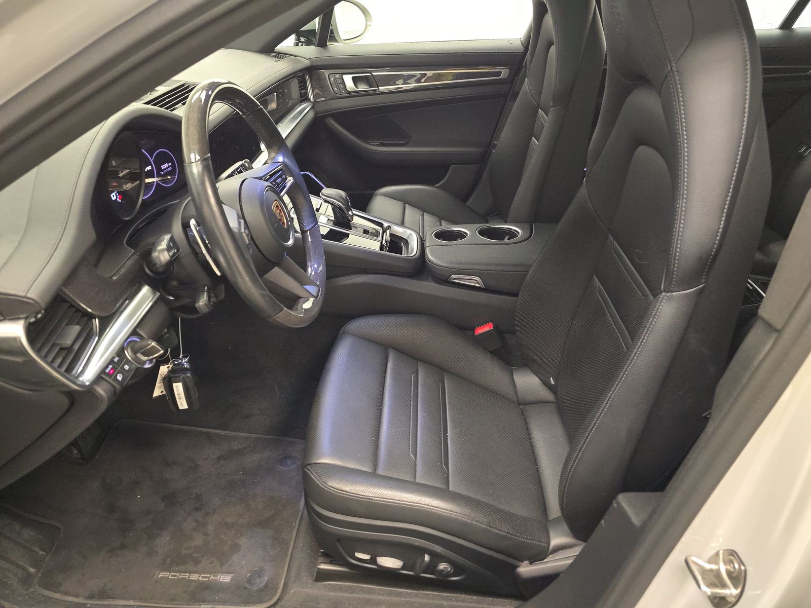 2023 Porsche Panamera Platinum Edition RWD