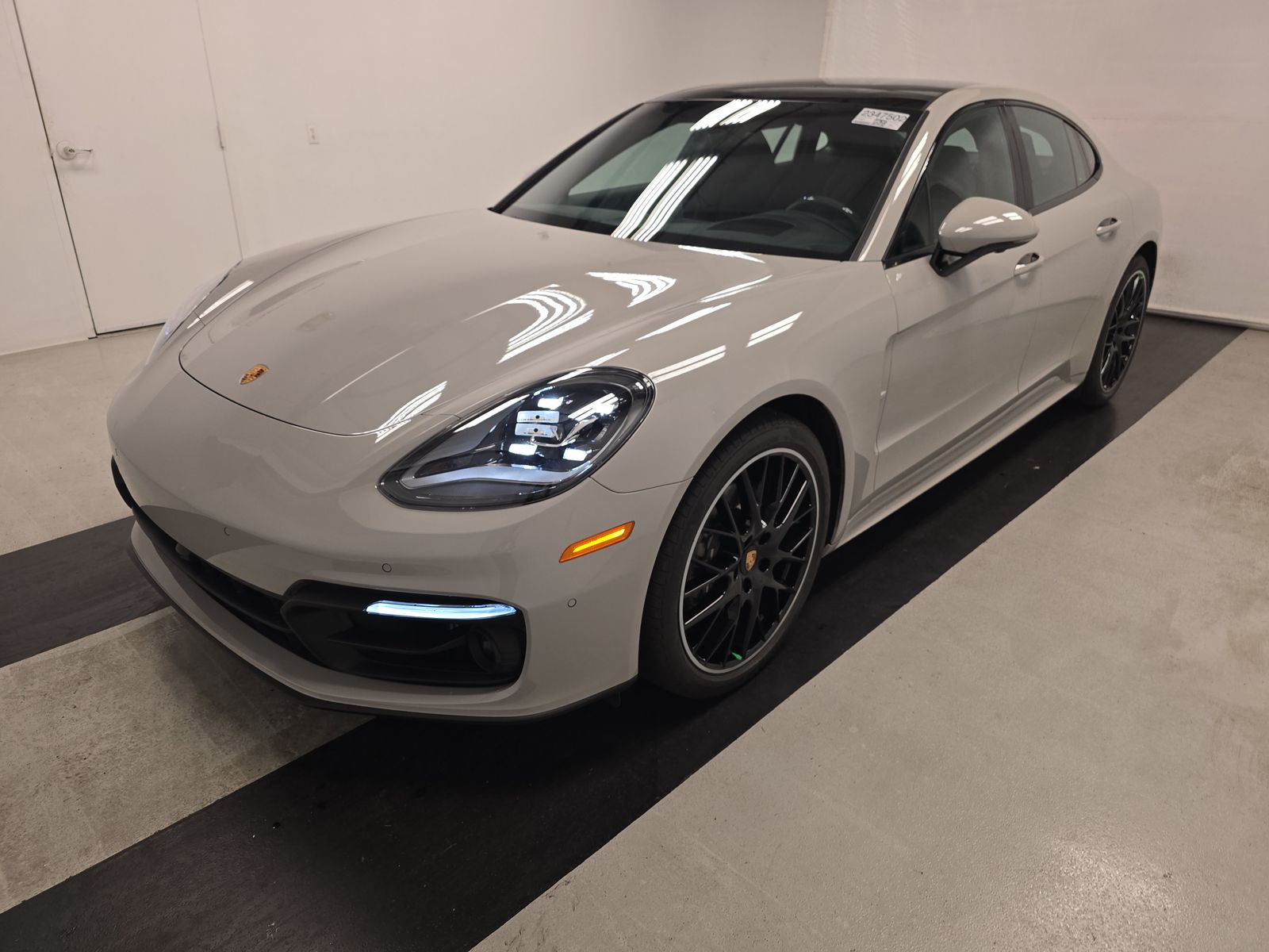 2023 Porsche Panamera Platinum Edition RWD