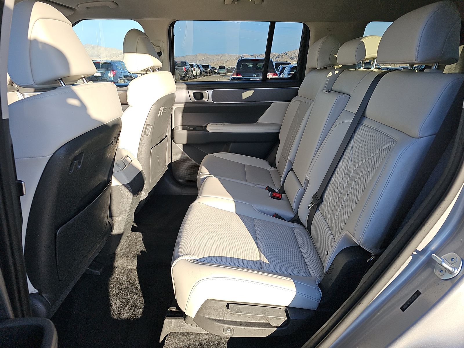 2025 Hyundai Santa Fe Hybrid SEL FWD