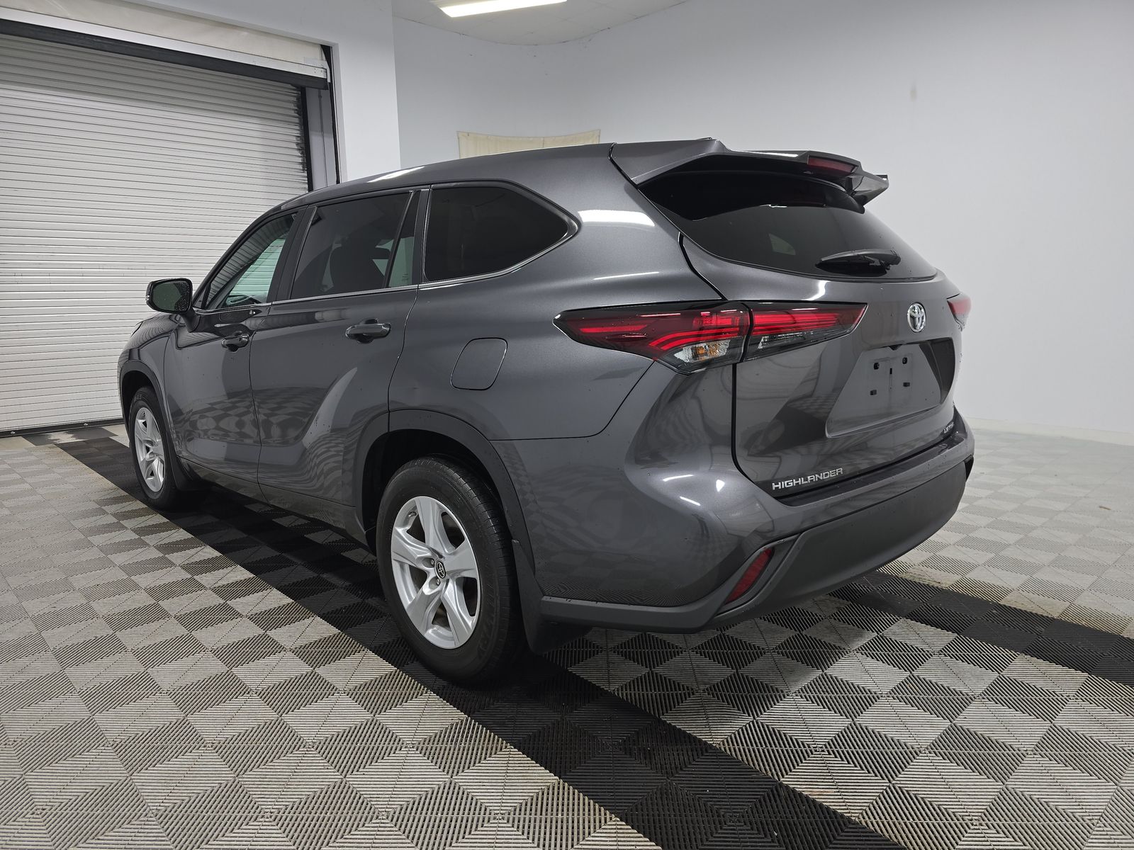 2024 Toyota Highlander LE AWD