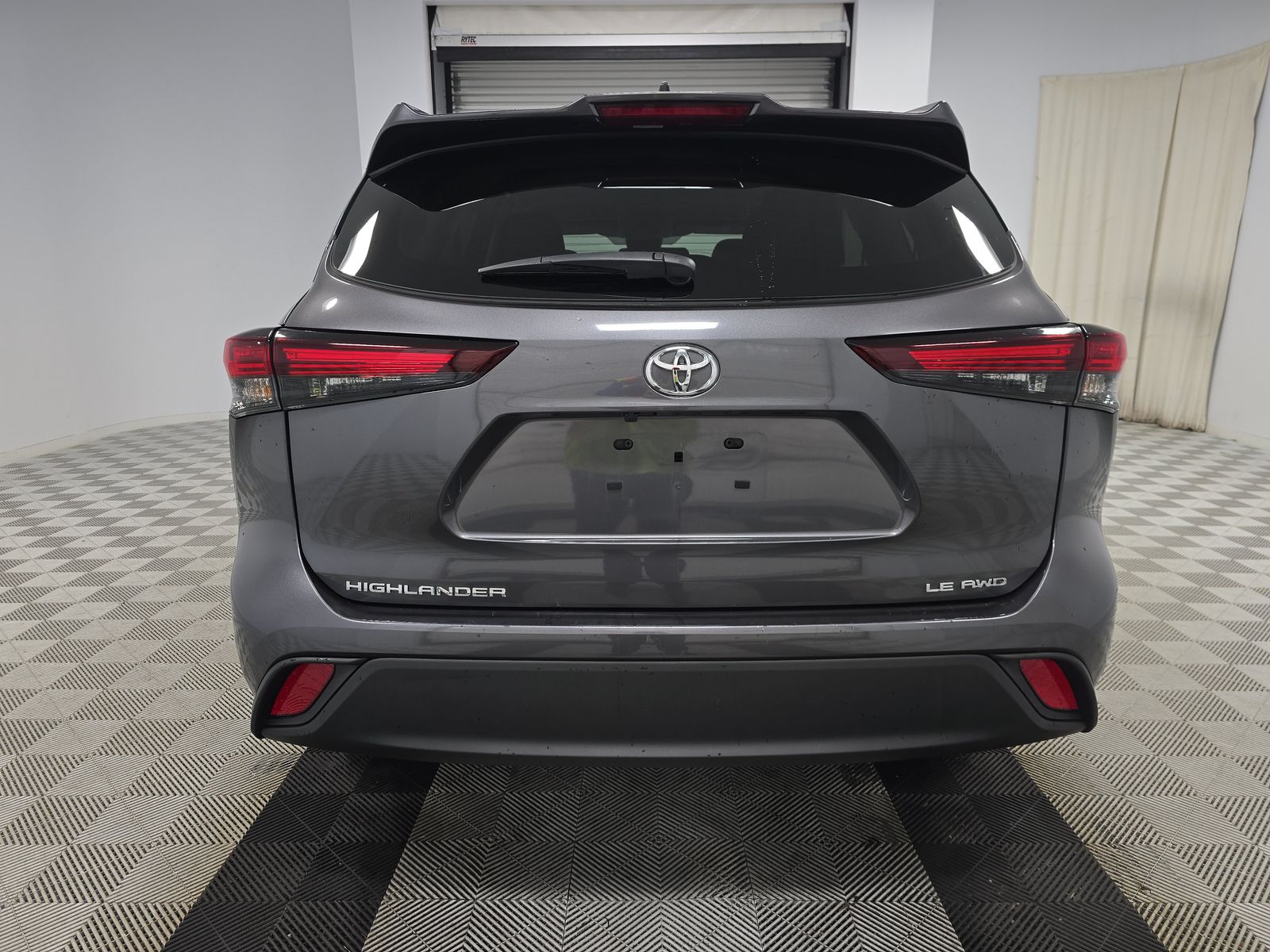 2024 Toyota Highlander LE AWD